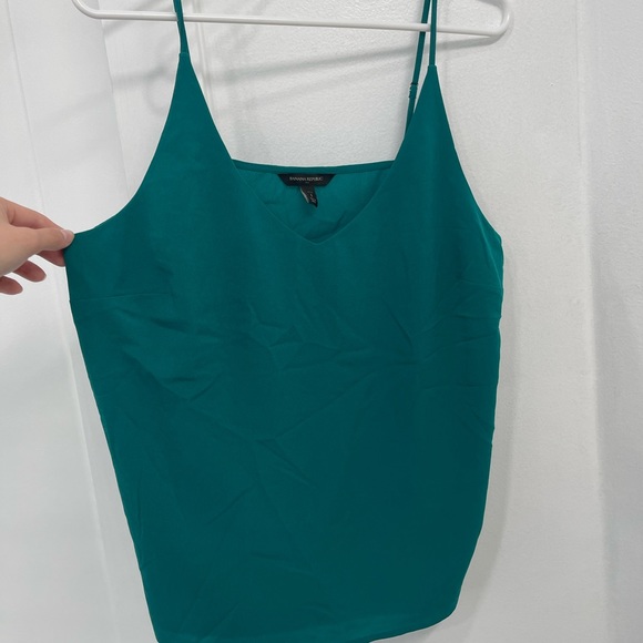 Banana Republic Tops - Banana Republic top size L